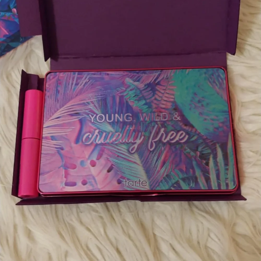 💖FIRM! NWT TARTE UNLEASHED EYESHADOW PALETTE WITH TRAVEL SIZE BIG EGO MASCARA